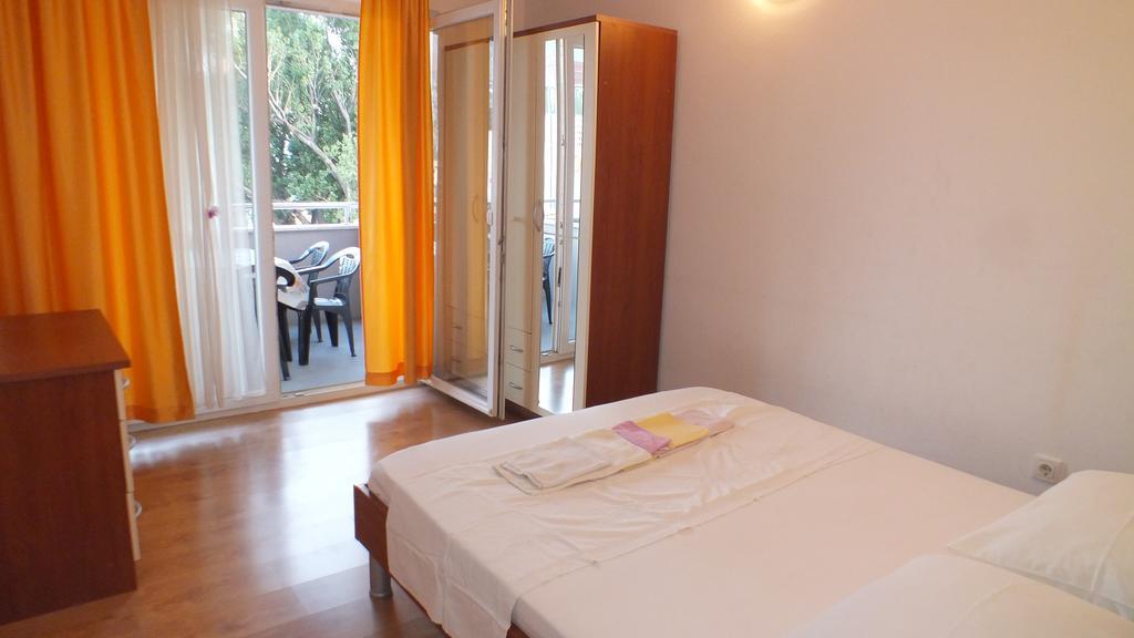 Apartment Perica โอมิช ภายนอก รูปภาพ