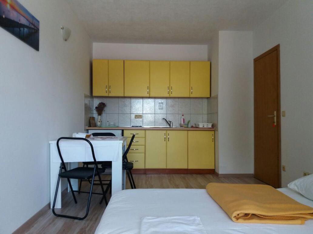 Apartment Perica โอมิช ภายนอก รูปภาพ